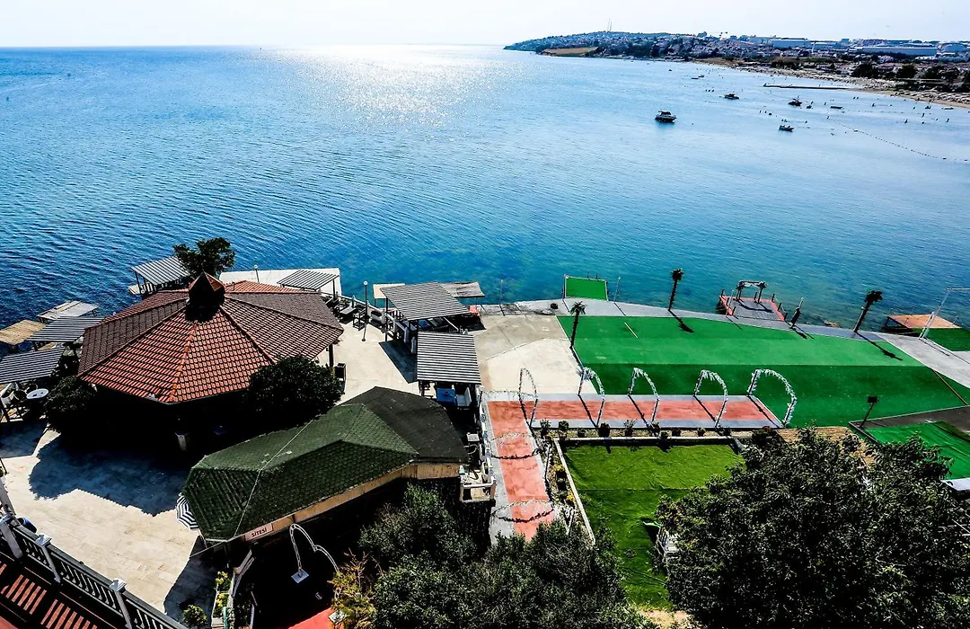 Family Resort Hotel-1